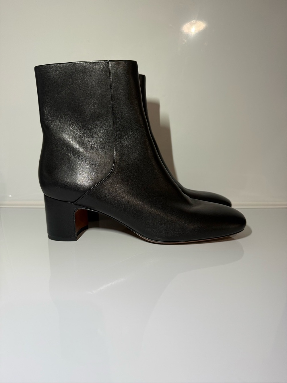 Vince Black Leather Mid-Heel Ankle Boots size 8.5